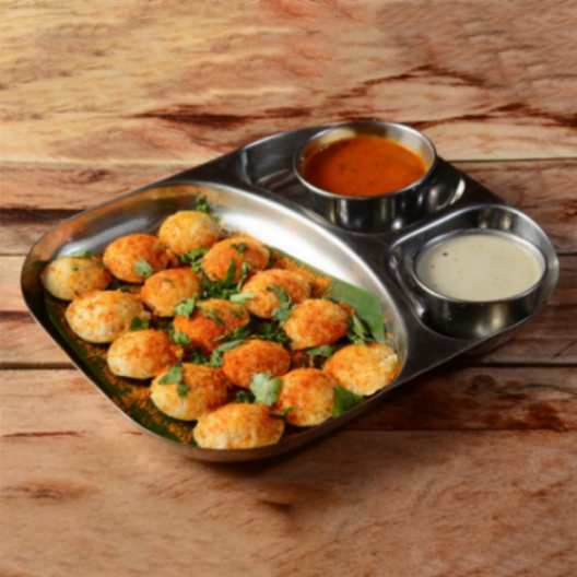 imgage of mini ghee podi idly